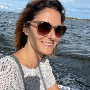 Meet your Posher, Luisa